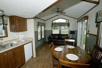 Arrowhead Resort Campground Plainville Buitenkant foto